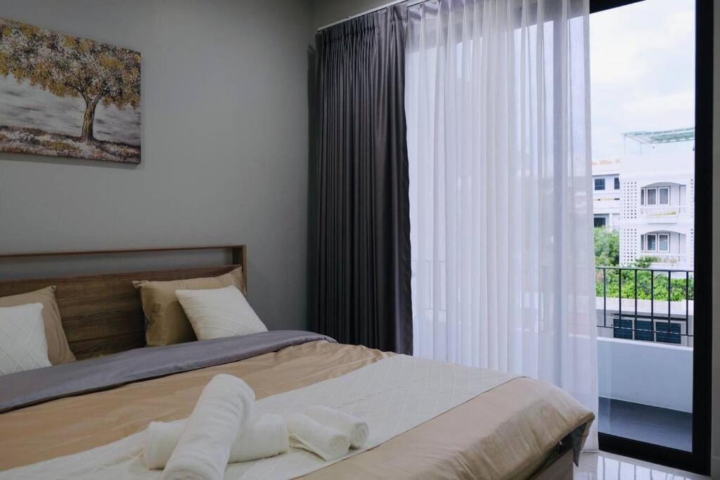 Cheri's Homestay: Townhouse Near Thong Lo Bts *