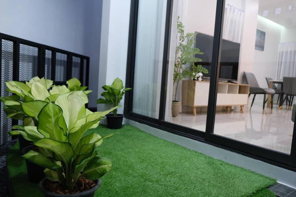 Cheri's Homestay: Townhouse Near Thong Lo Bts
