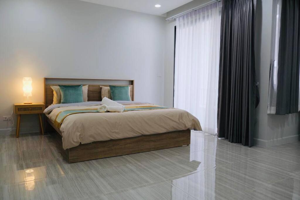 Cheri's Homestay: Townhouse Near Thong Lo Bts Villa *
