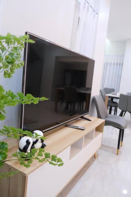 Villa Cheri's Homestay: Townhouse Near Thong Lo Bts Bangkok