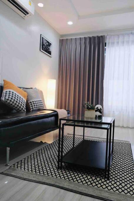 Cheri's Homestay: Townhouse Near Thong Lo Bts * Bangkok