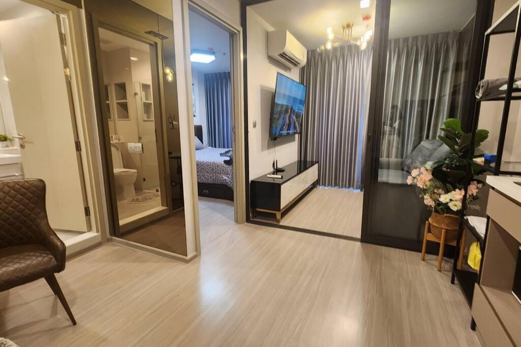 1 Bedroom Plus@42th Fl /2-3 Min Walk To Bts Mrt Ladprao *