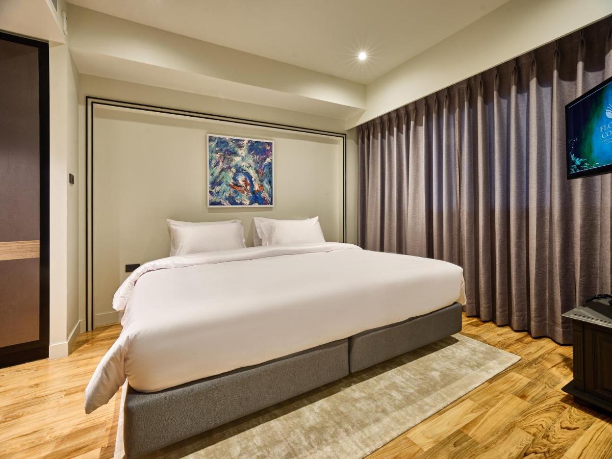Floral Court & Sukhumvit 13 Hotel Bangkok