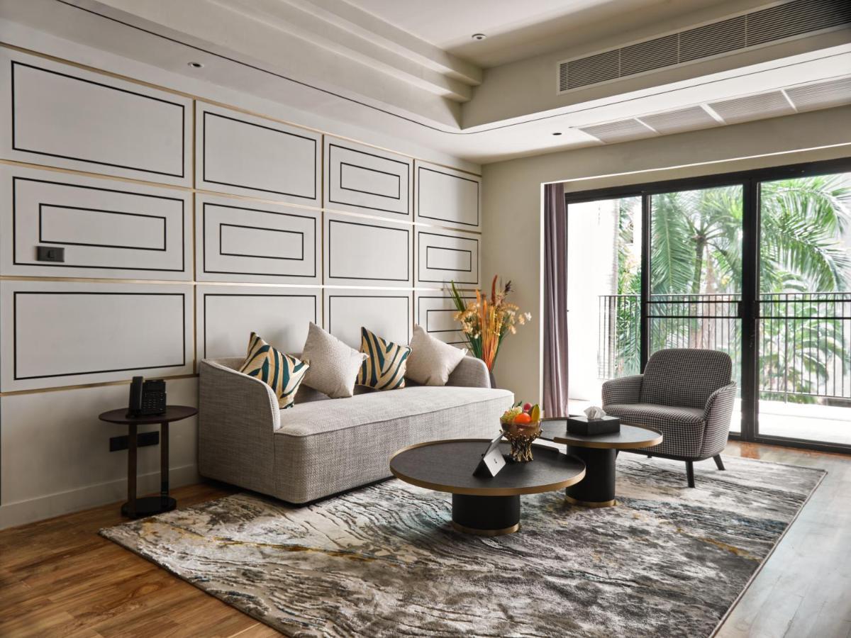 Hotel Floral Court & Sukhumvit 13 4*