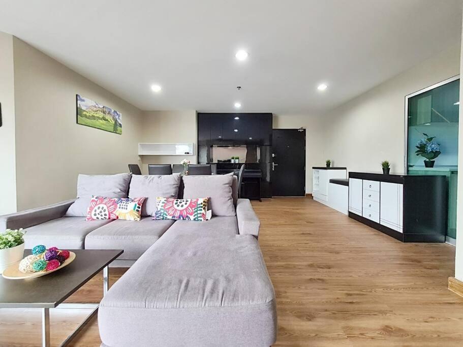 Luxury Signature 3br/wifi/pool Apartment *