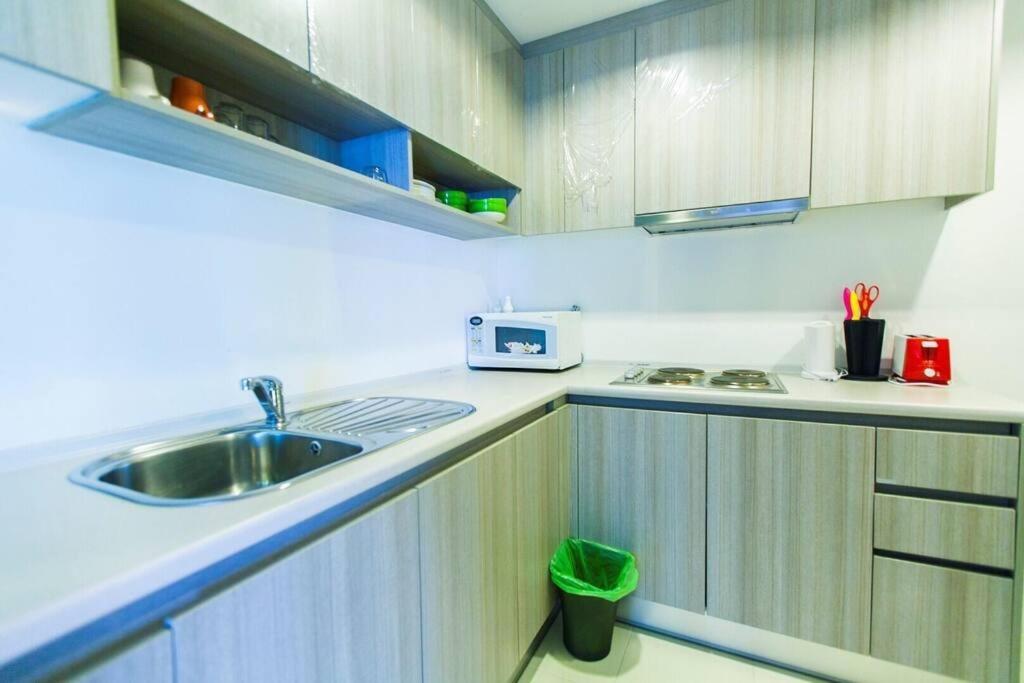 Luxury Signature 3br/wifi/pool Apartment Bangkok