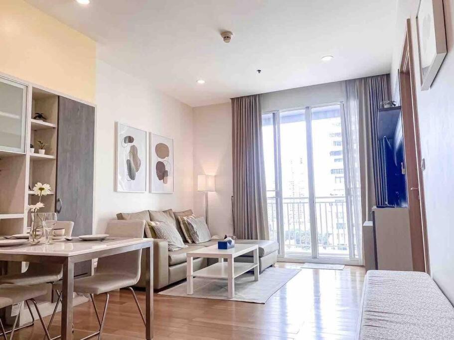 Expansive Modern - Bts Phrom Phong - Ultra Fast Wifi Apartemen *