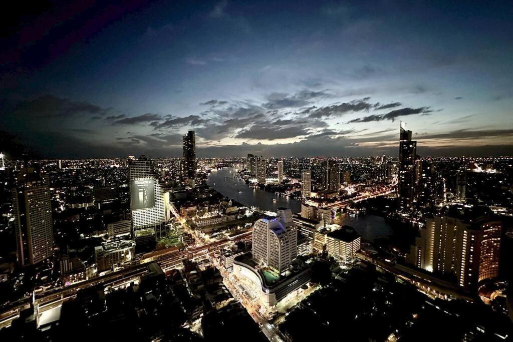 View, Big Apartment, Great Location *