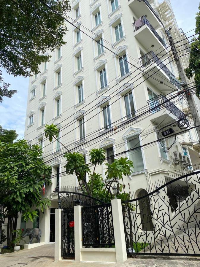 Chez Moi Private Executive Sukhumvit 26 Leilighet