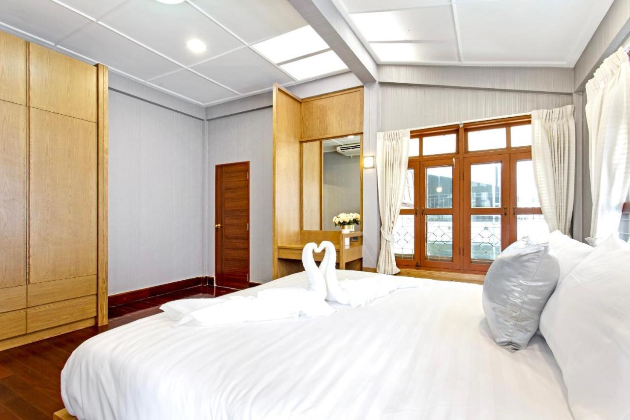 Sathorn Private Pool Vila