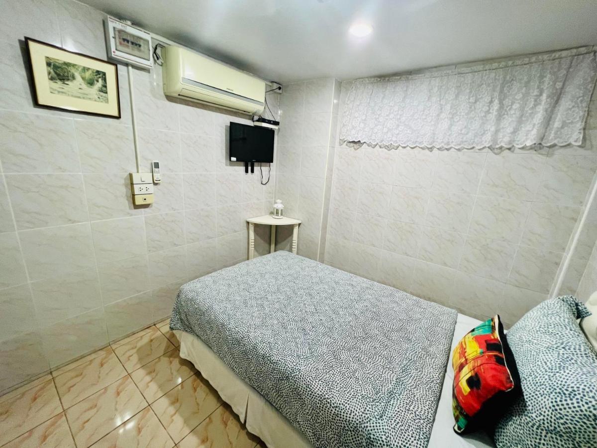 Acomodação com café da manhã  Ree House-asoke Bts Banguecoque