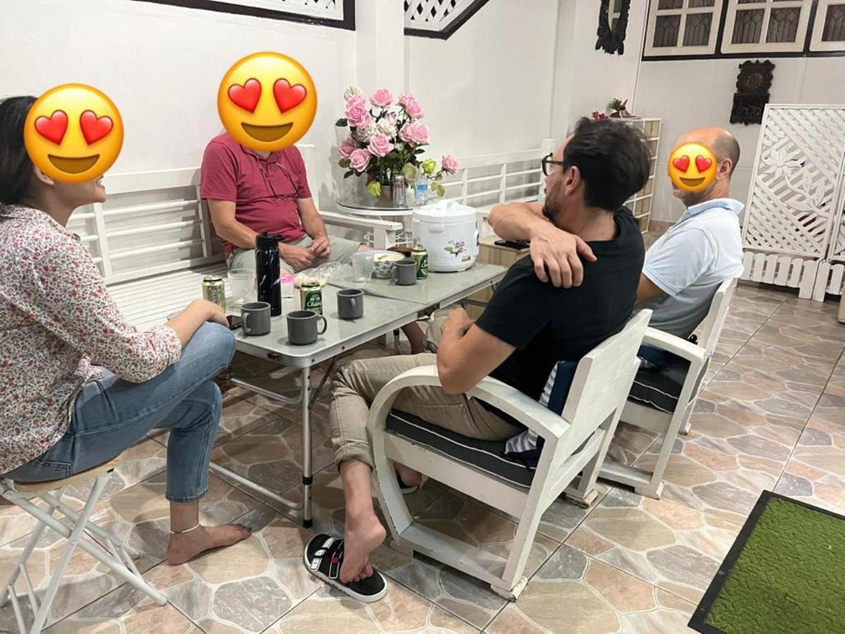 Ree House-asoke Bts Acomodação com café da manhã 