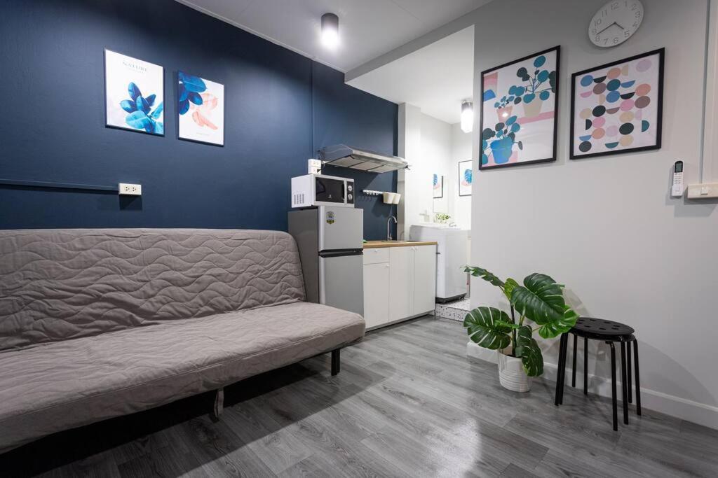 A3 Large Room, Full Facilities Apartment *