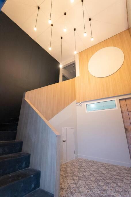 A3 Large Room, Full Facilities *