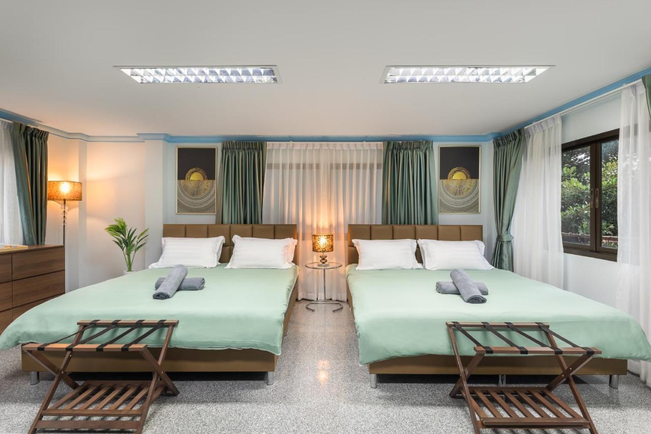 Holiday home Rooftop Paradise Newly Built 900meters To Chidlombts And Central World Free Airport Pickup