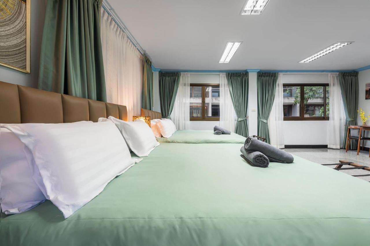 Rooftop Paradise Newly Built 900meters To Chidlombts And Central World Free Airport Pickup Bangkok