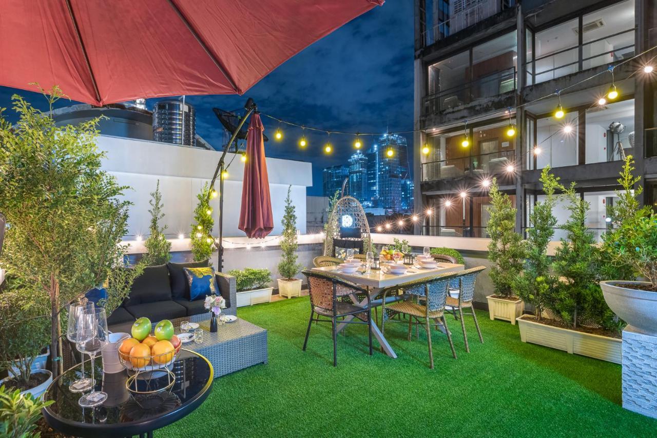 Holiday home Rooftop Paradise Newly Built 900meters To Chidlombts And Central World Free Airport Pickup *