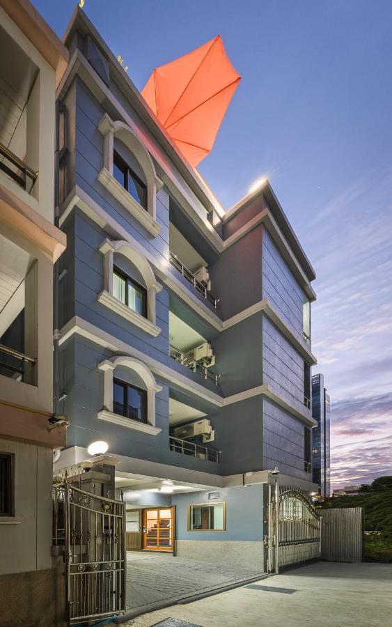 Rooftop Paradise Newly Built 900meters To Chidlombts And Central World Free Airport Pickup