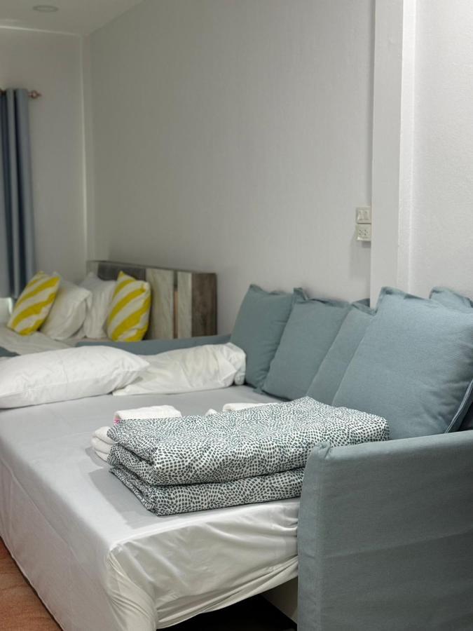 Miq Hk111-4br Ratchada-huaykwang 14pax Leilighet Bangkok