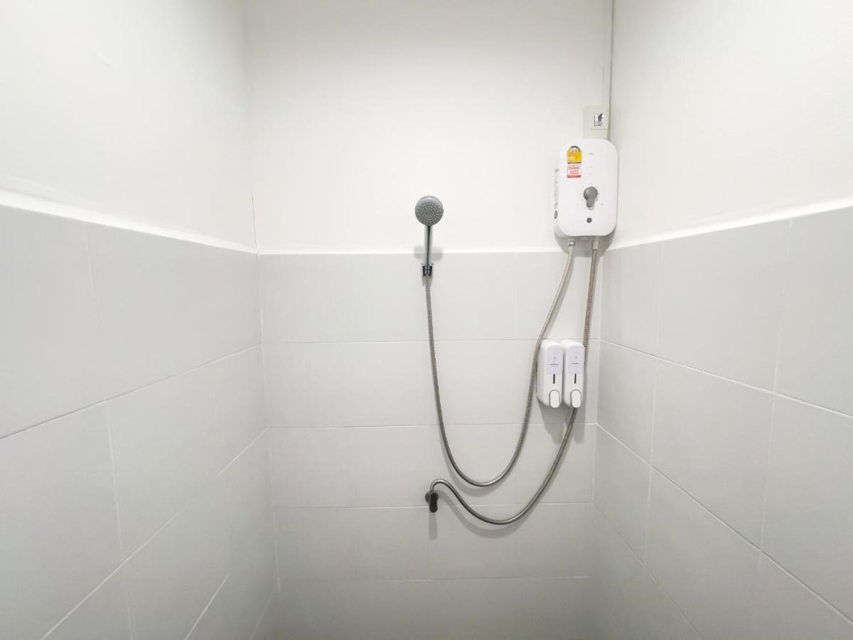 Transit Donmueang Airport Hostal