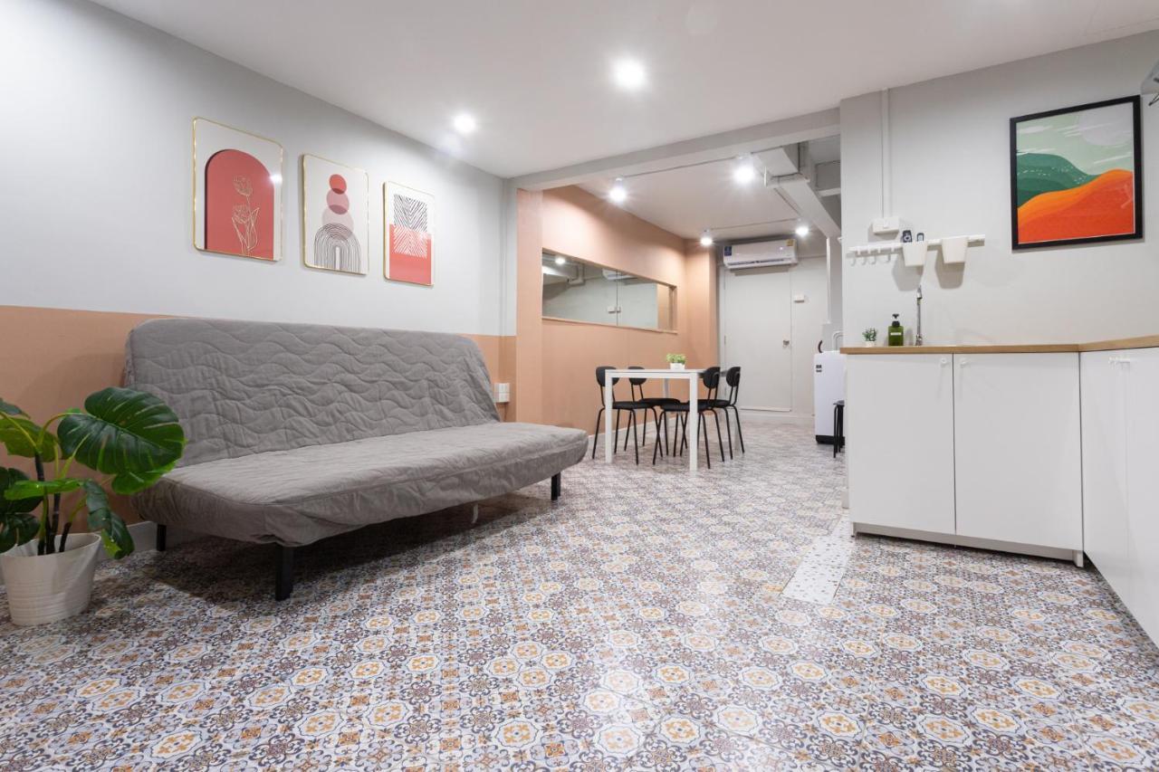 Apartment A1 Duplex Large Wt Kitchen *