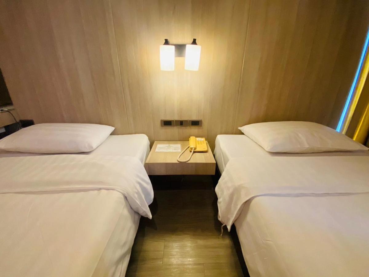 Gold Orchid Hotel