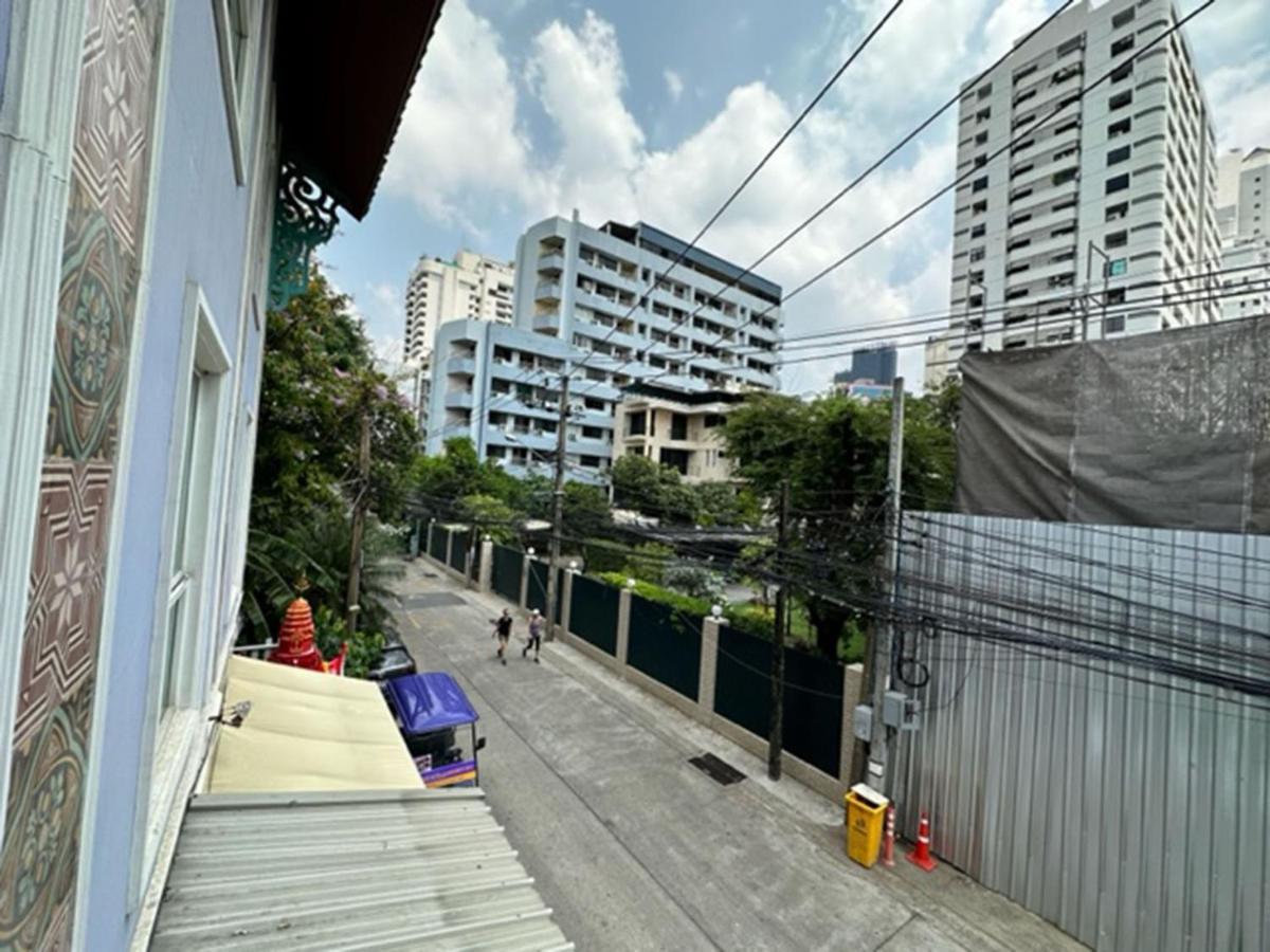 Sawasdee @ Sukhumvit Soi 8 Hotel Bangkok
