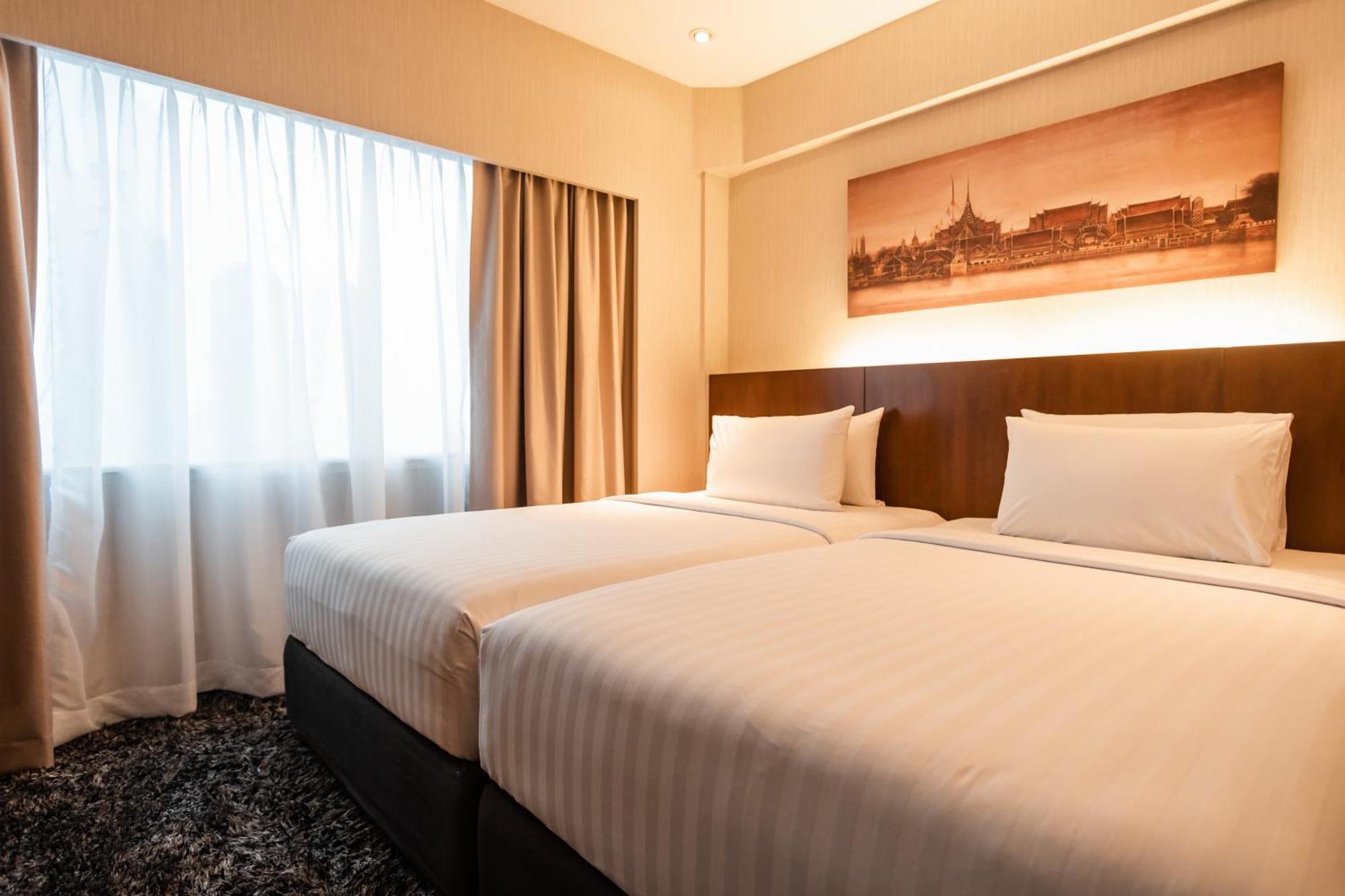 Ramada Plaza By Wyndham Menam Riverside Hotel Banguecoque