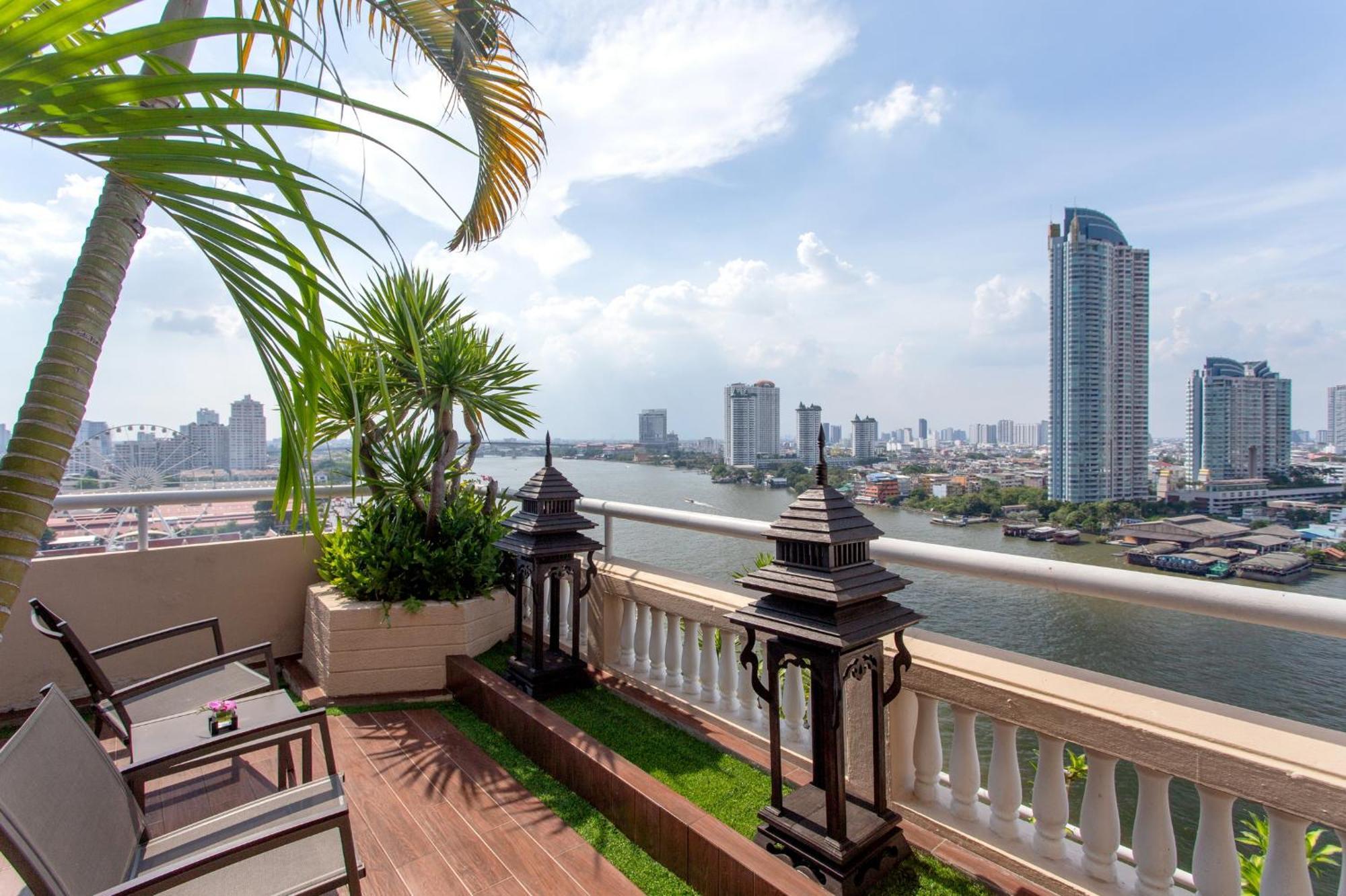 Ramada Plaza By Wyndham Menam Riverside 5* Banguecoque