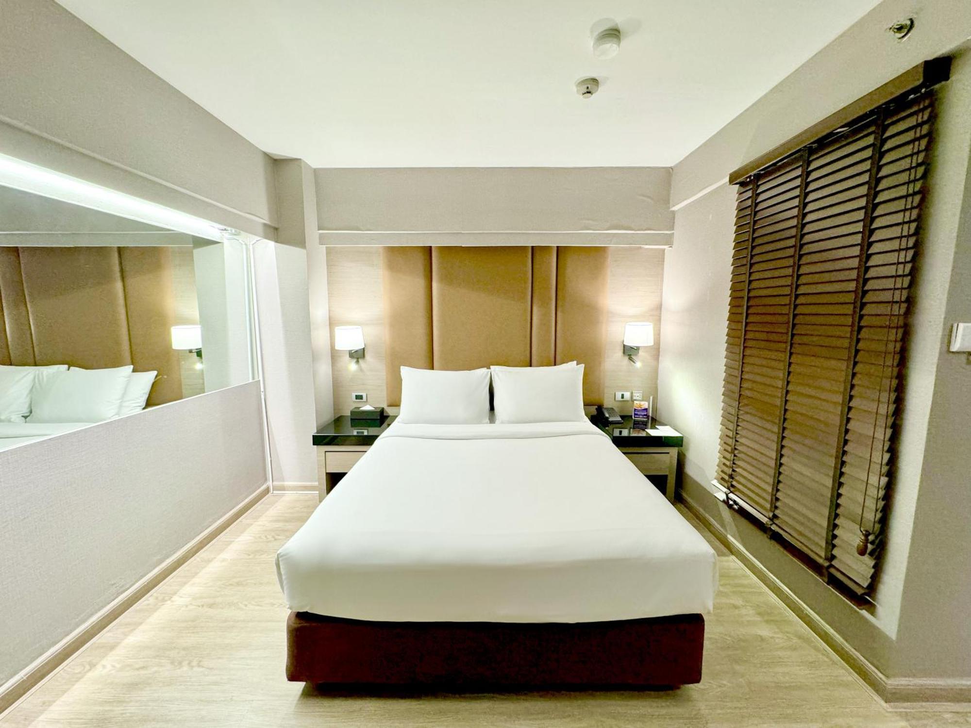 Hotel Ramada By Wyndham Sukhumvit 11 Bangkok