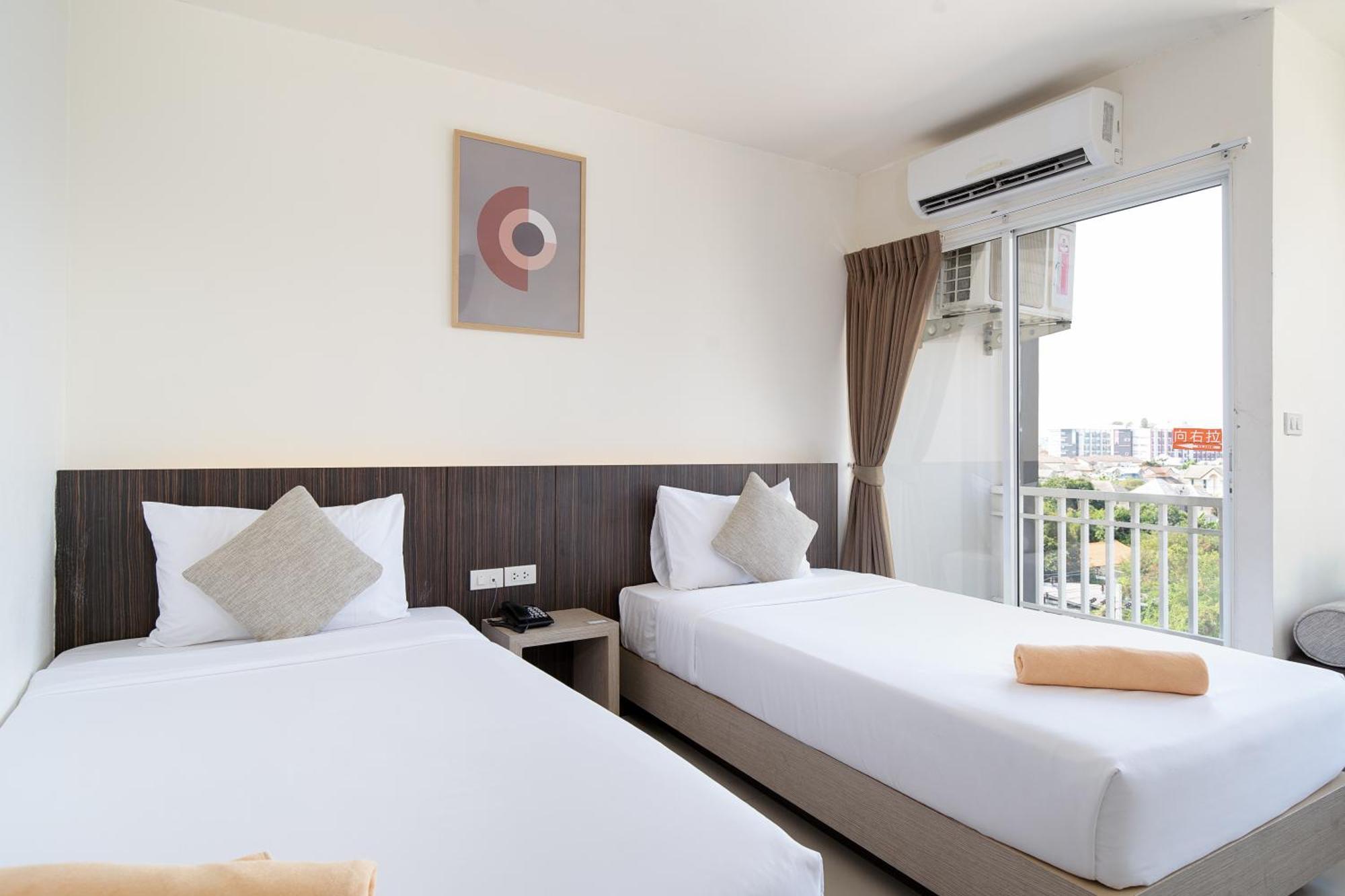 Hotell Leenova Bangkok