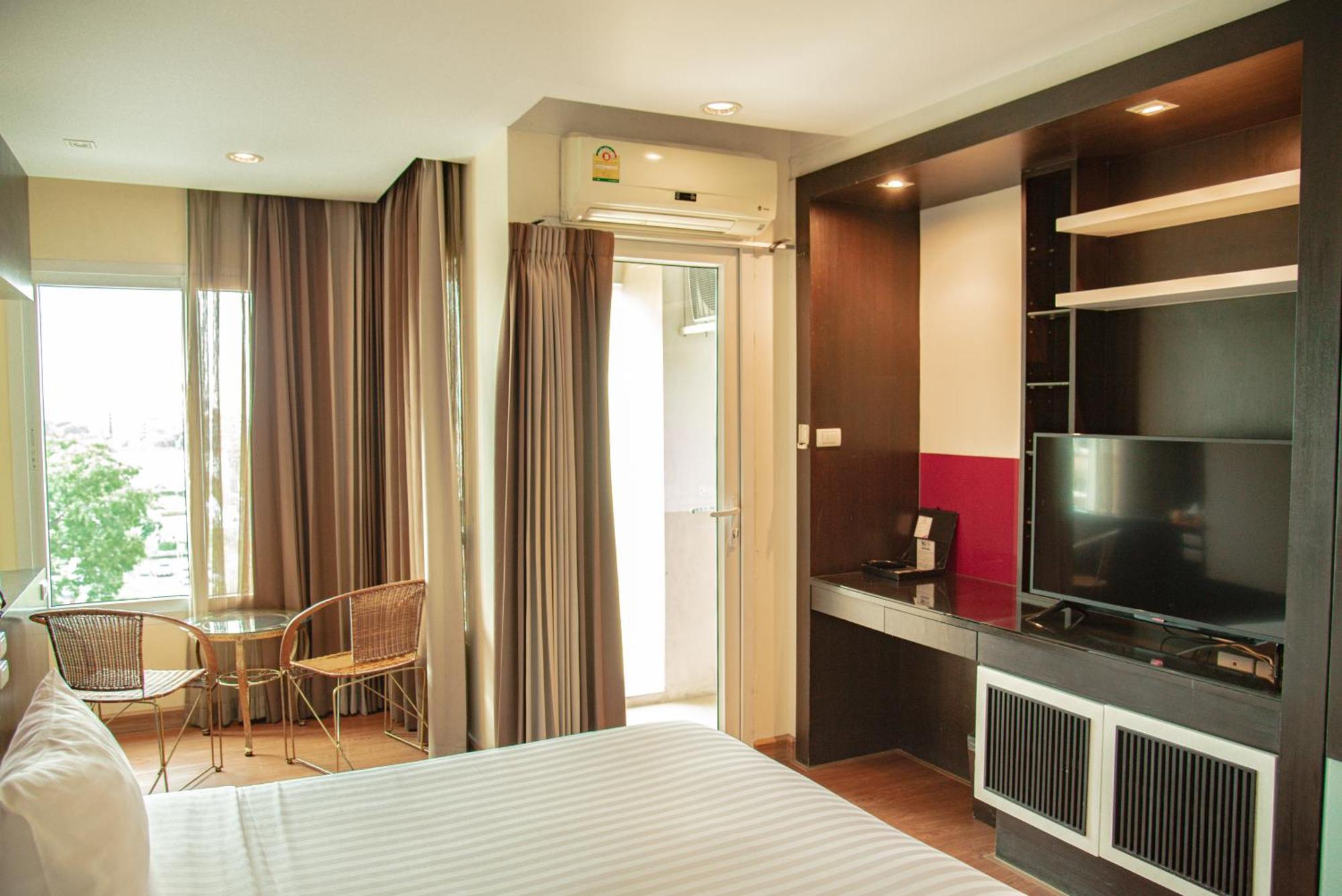 Aparthotel The Sunreno Sha 3*