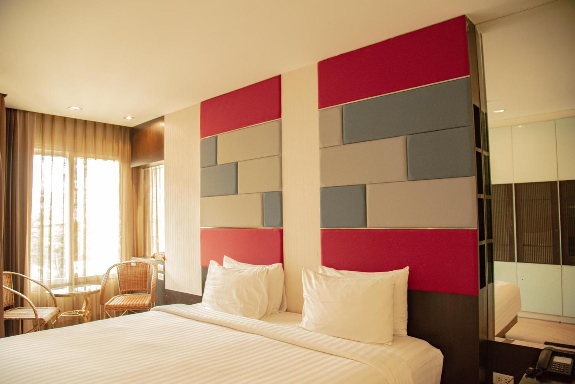The Sunreno Sha 3*