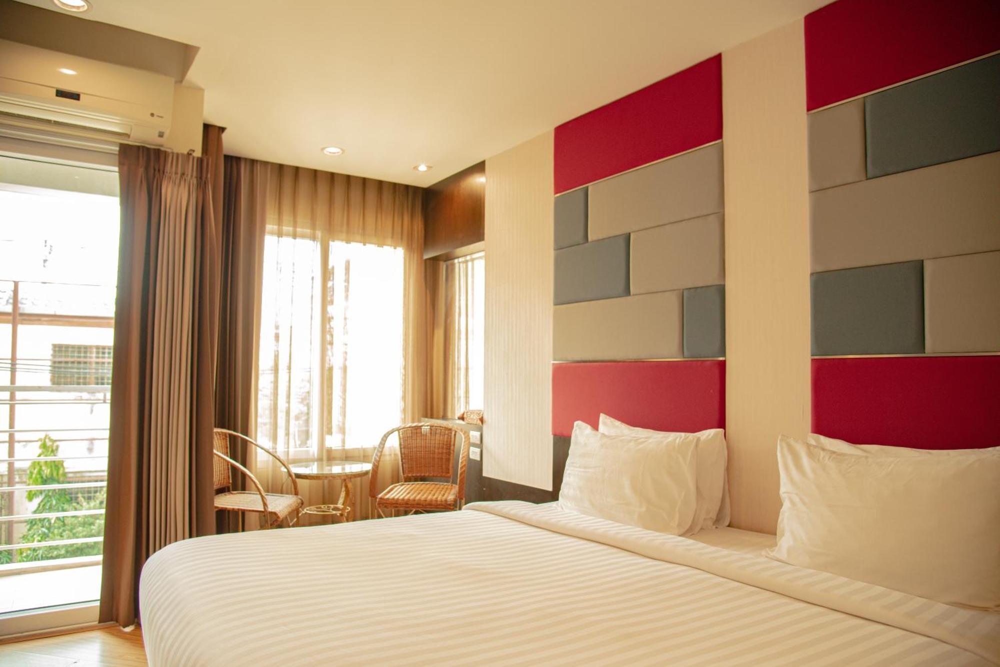 The Sunreno Sha Aparthotel