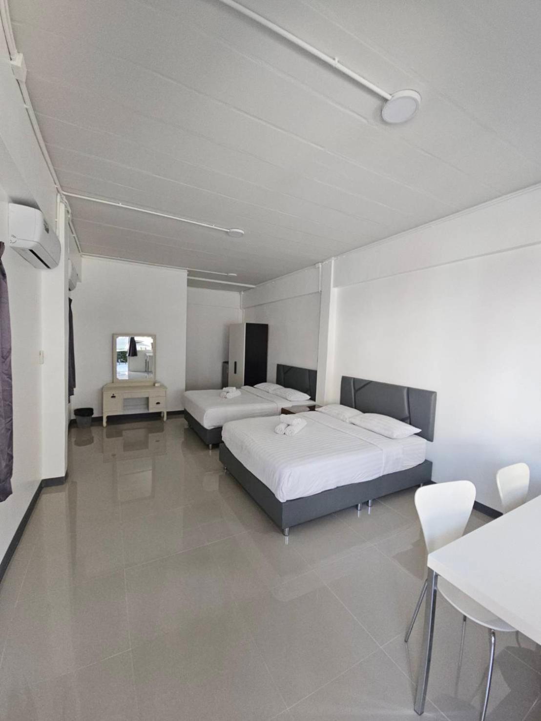 Loft 21 Romklao Motell 2*