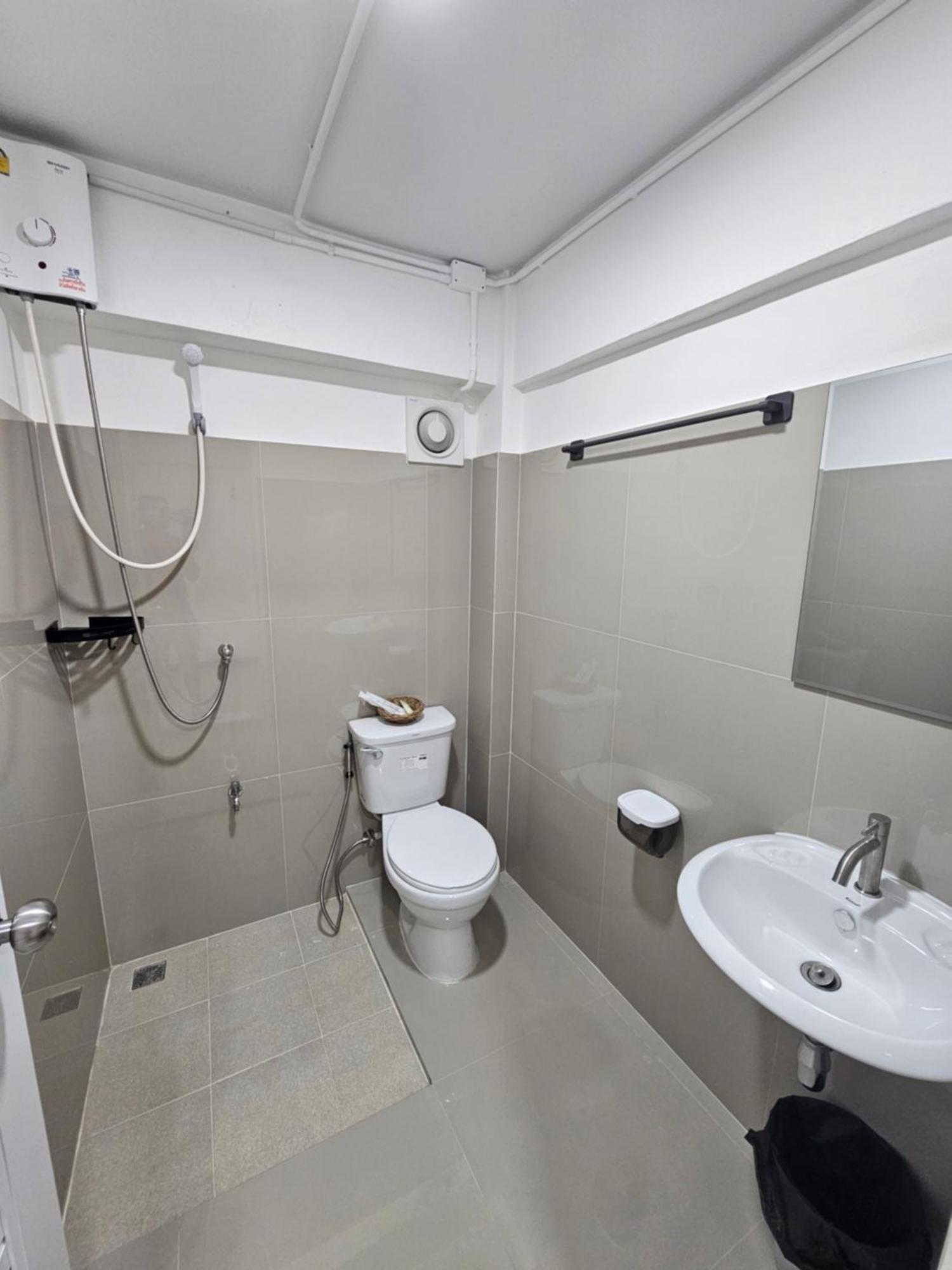 Loft 21 Romklao Motell Bangkok