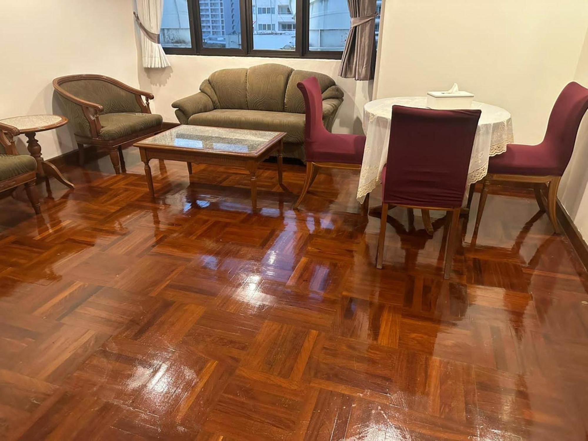 Omni Tower Sukhumvit Soi 4 Direct Căn hộ *