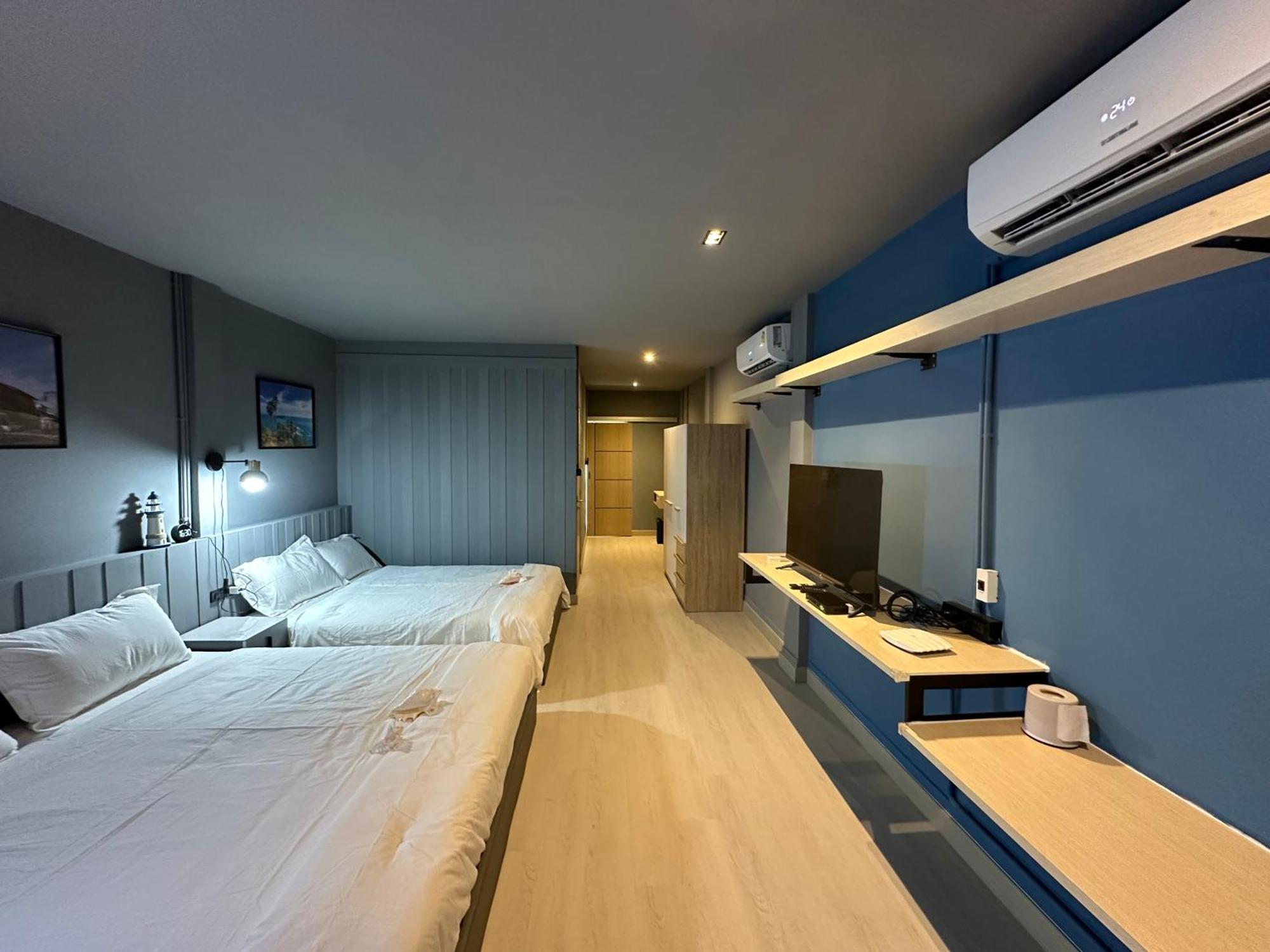 Phuket Vibe, House, 7 Mins To Bts, Center, Private In Sathon, Private Bathroom, Bangkok, Thailand Pensión