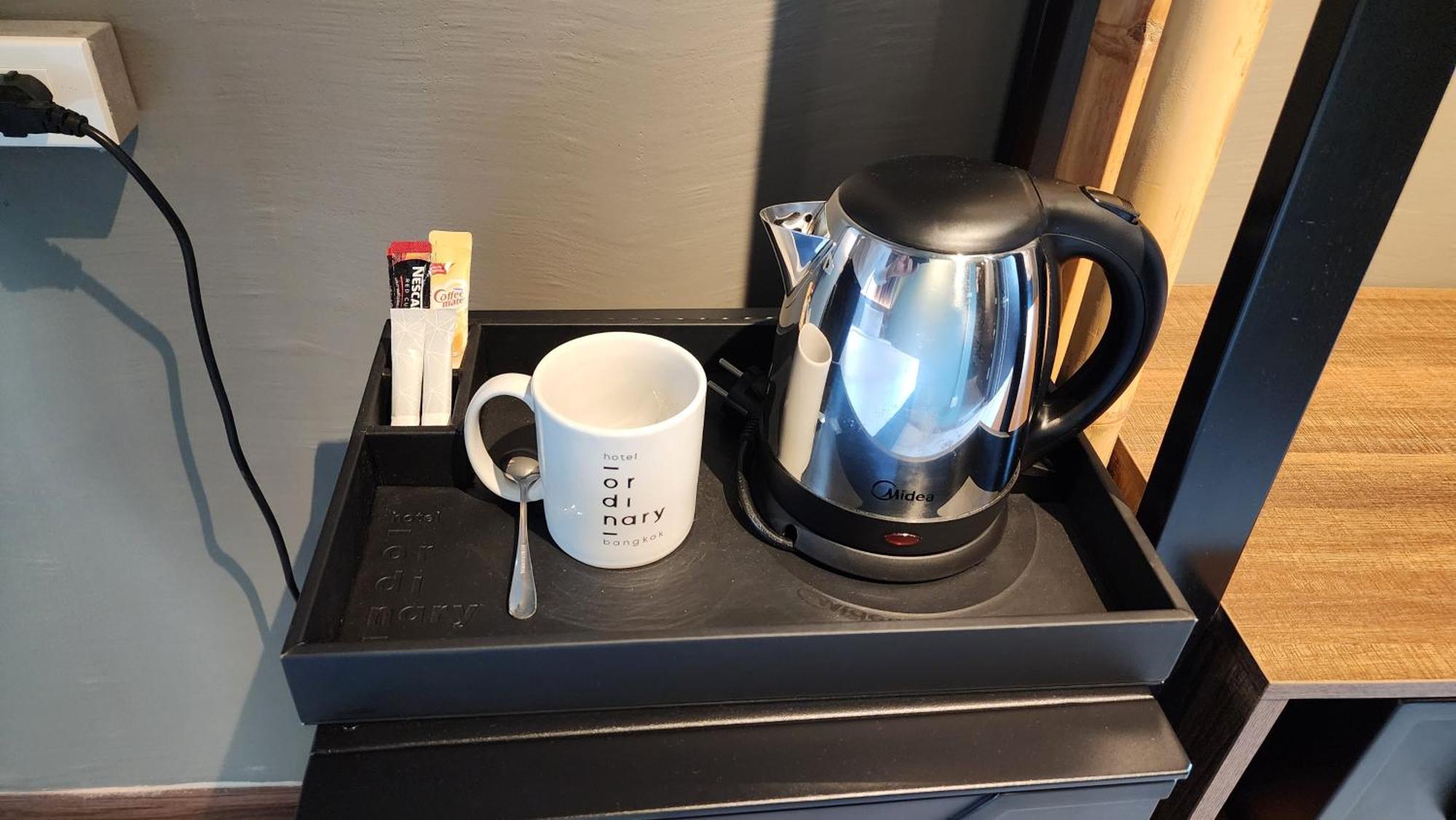 Khách sạn Ordinary 3*