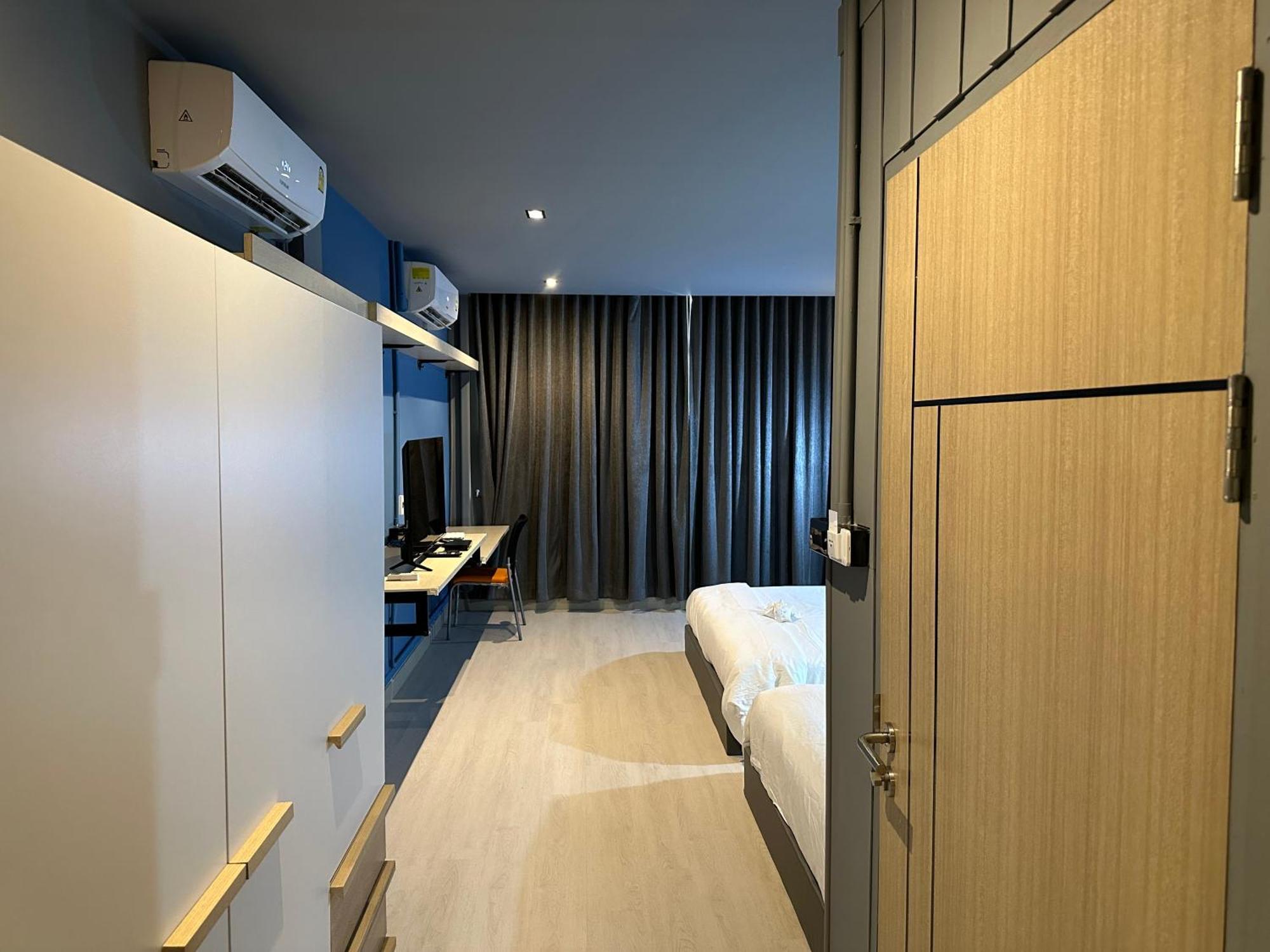 Phuket Vibe, House, 7 Mins To Bts, Center, Private In Sathon, Private Bathroom, Bangkok, Thailand Pensión
