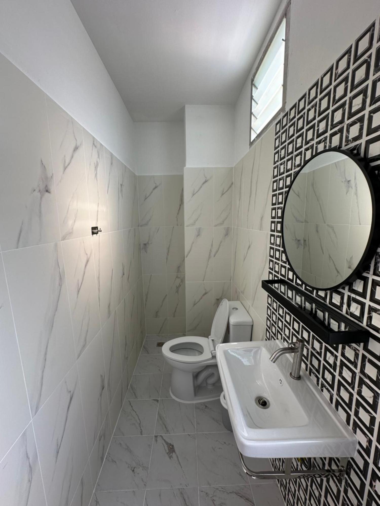 Pensión Phuket Vibe, House, 7 Mins To Bts, Center, Private In Sathon, Private Bathroom, Bangkok, Thailand Bangkok