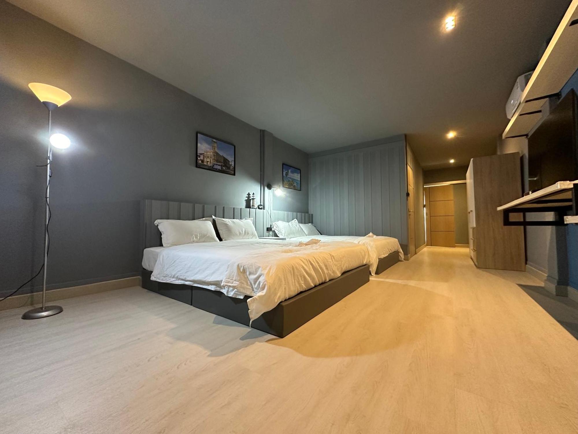 Phuket Vibe, House, 7 Mins To Bts, Center, Private In Sathon, Private Bathroom, Bangkok, Thailand Pensión Bangkok
