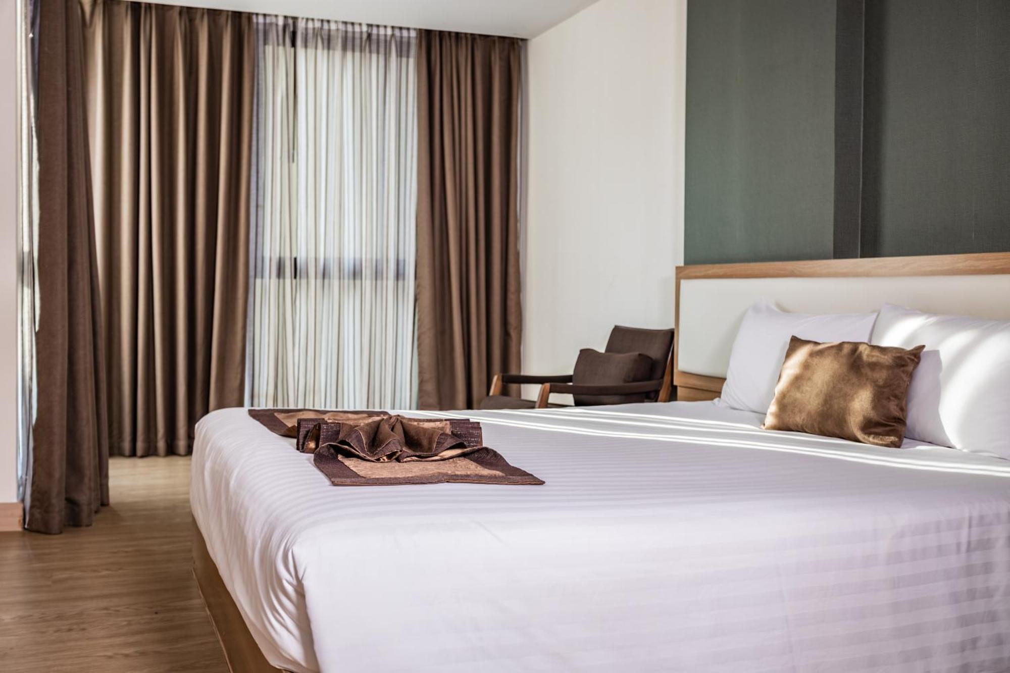 Aparthotel Ramada By Wyndham Ekamai Residences Bangkok