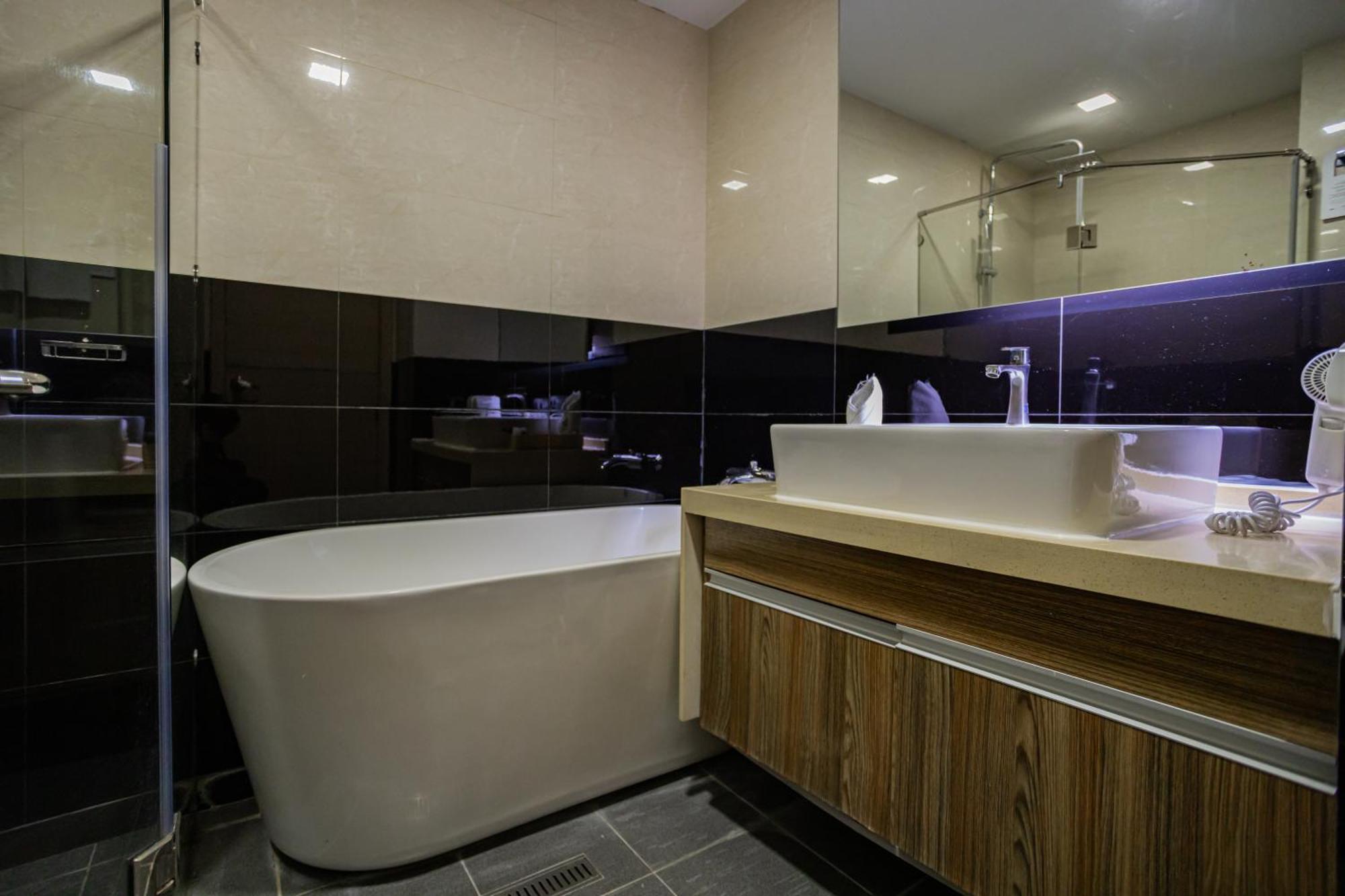 Ramada By Wyndham Ekamai Residences * Bangkok