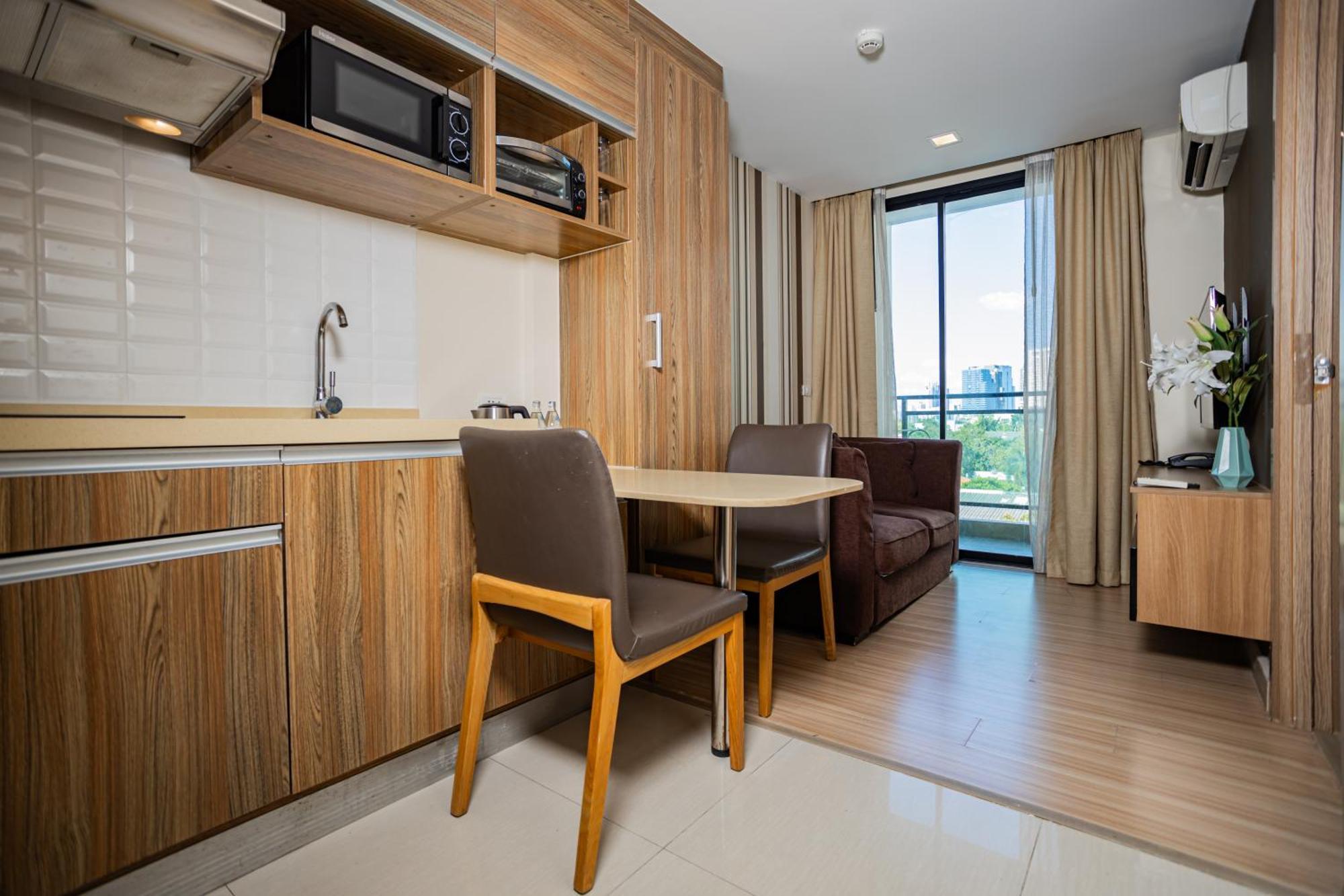Ramada By Wyndham Ekamai Residences Aparthotel
