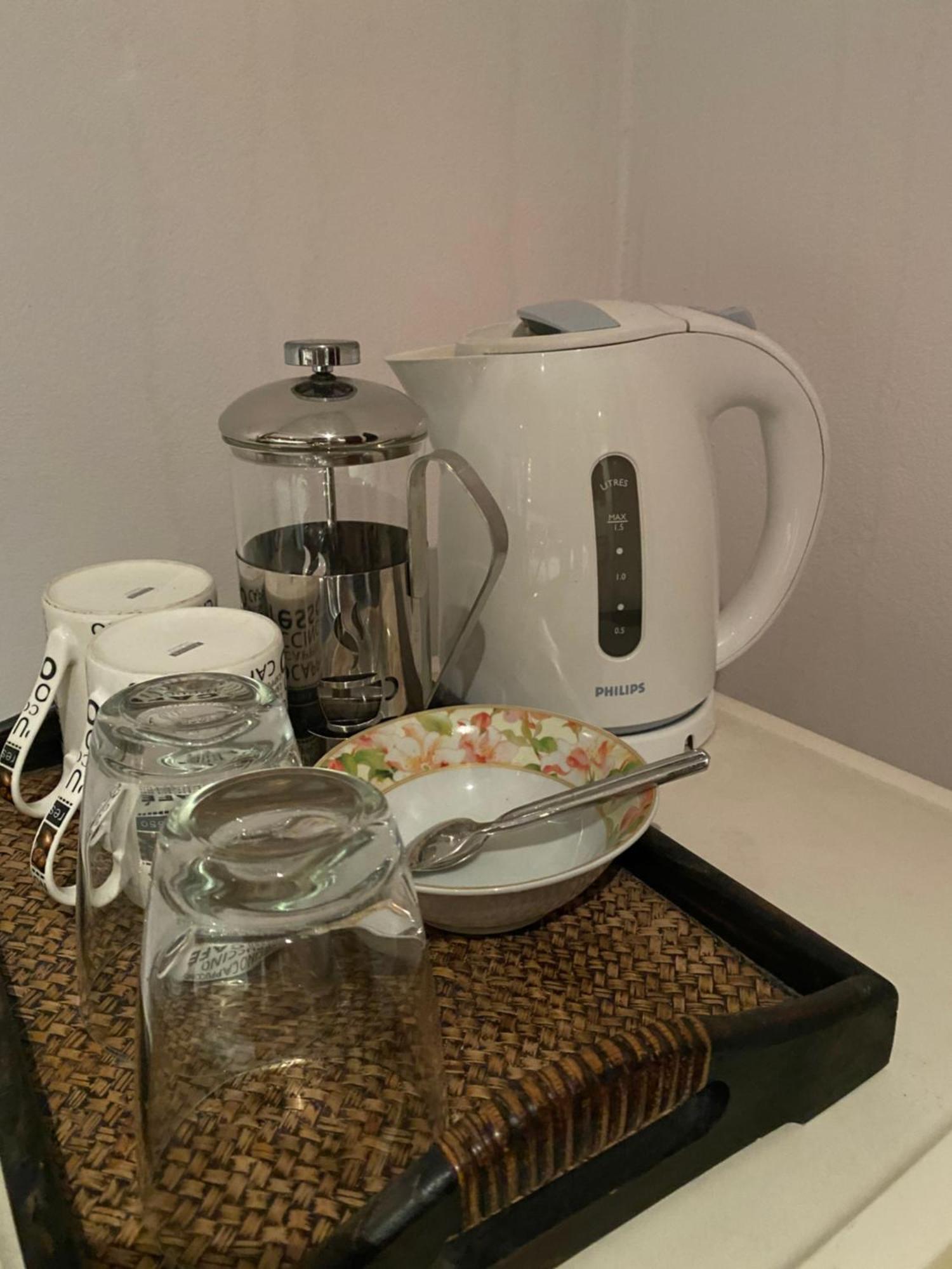 Bed & Breakfast Cafe Ice Resident *