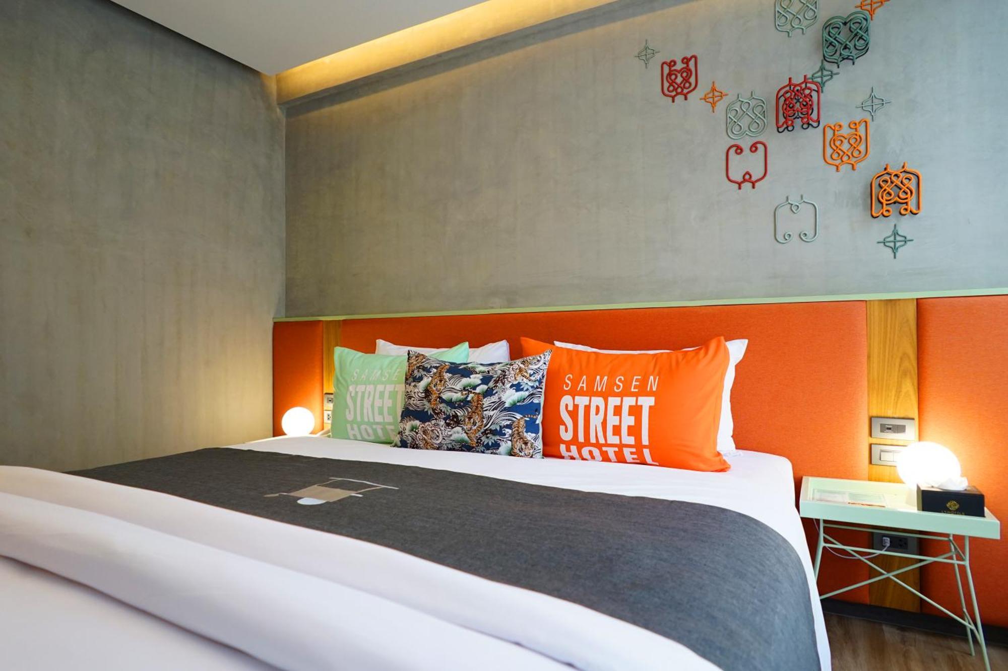 Samsen Street Hotel