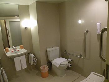 Hotel Ibis Sukhumvit 4 - Sha Extra 3*