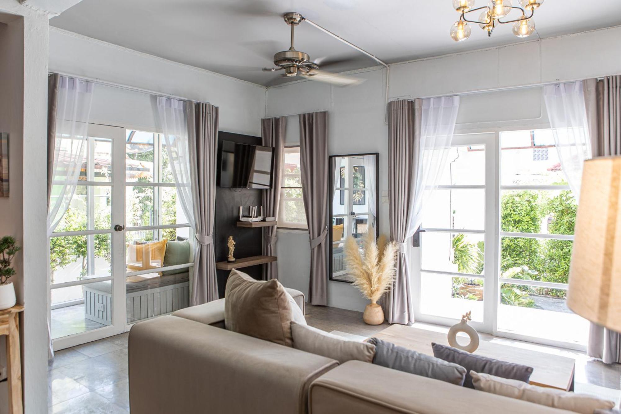 The Golden - Suvarnabhumi Villa *
