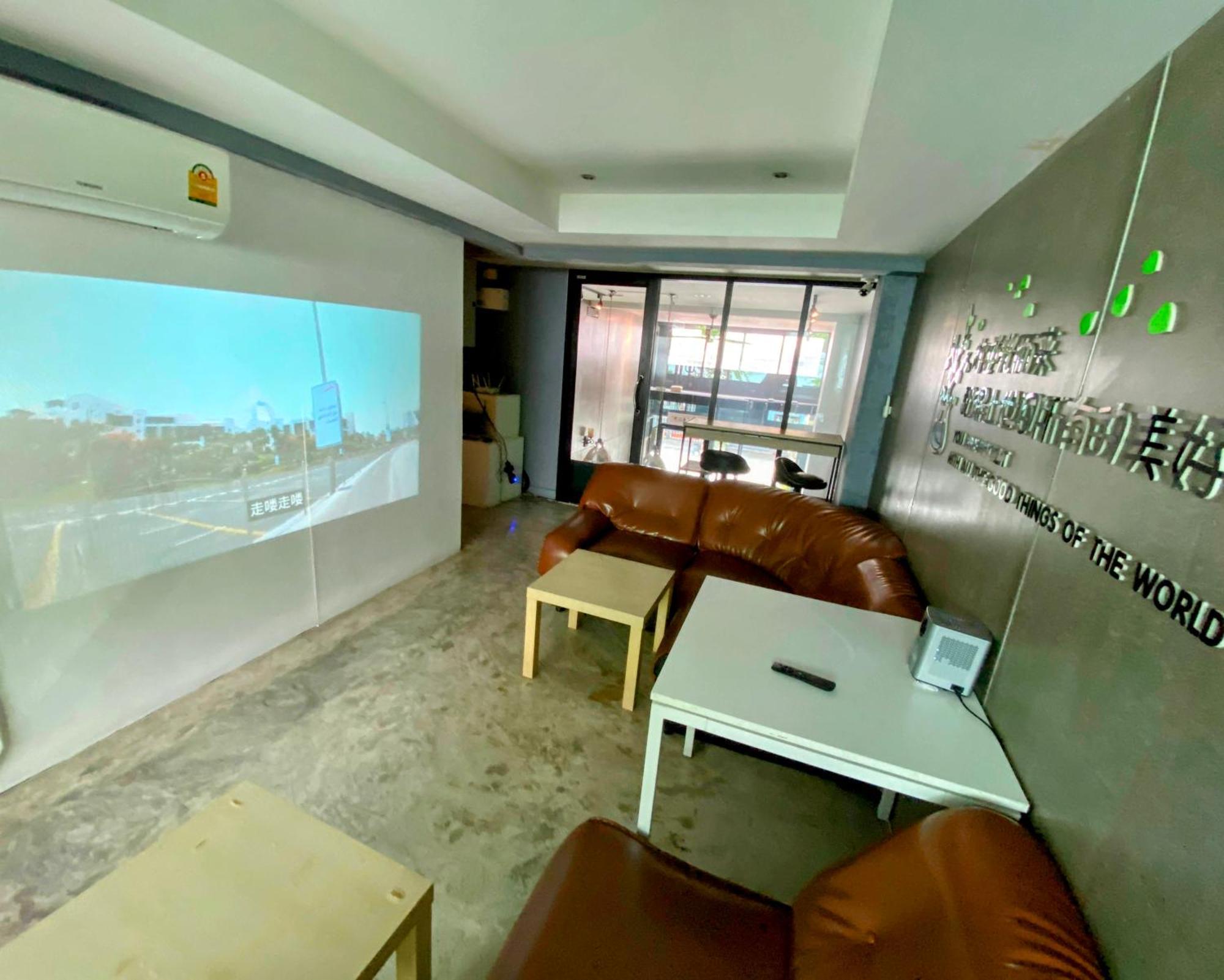 Yowgo Thai Hostel Bangkok